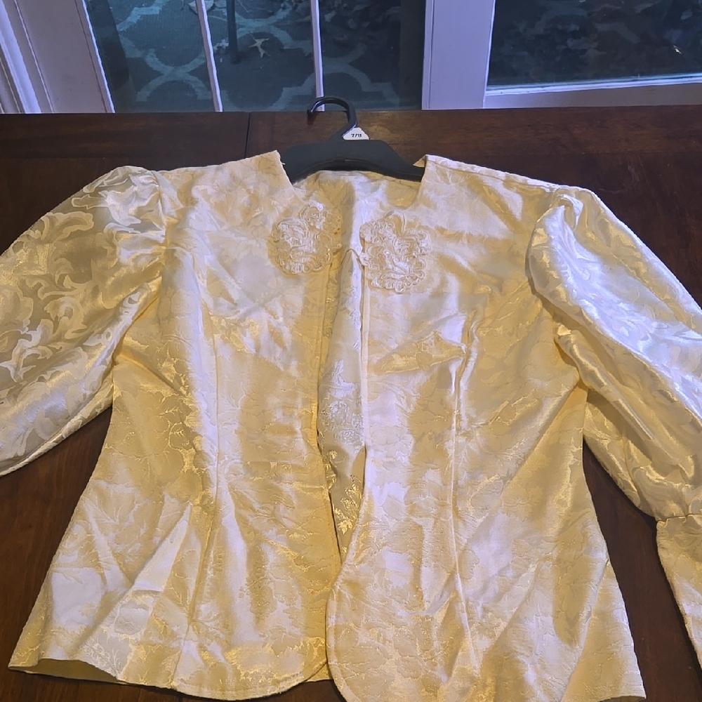 Elegant Ivory Brocade Jacket